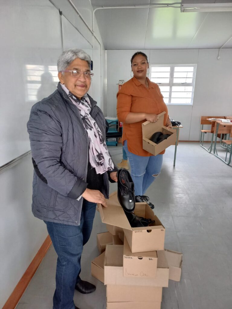 WhatsApp Image 2023-10-14 at 19.42.28 WhatsApp Image 2023-10-14 at 19.42.28